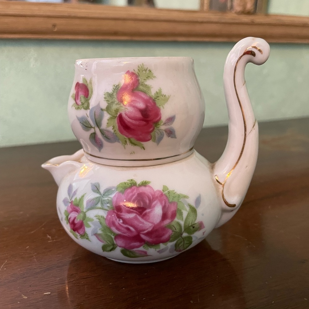 Vintage Lefton China Hand Painted Tea for One or Sugar & Creamer